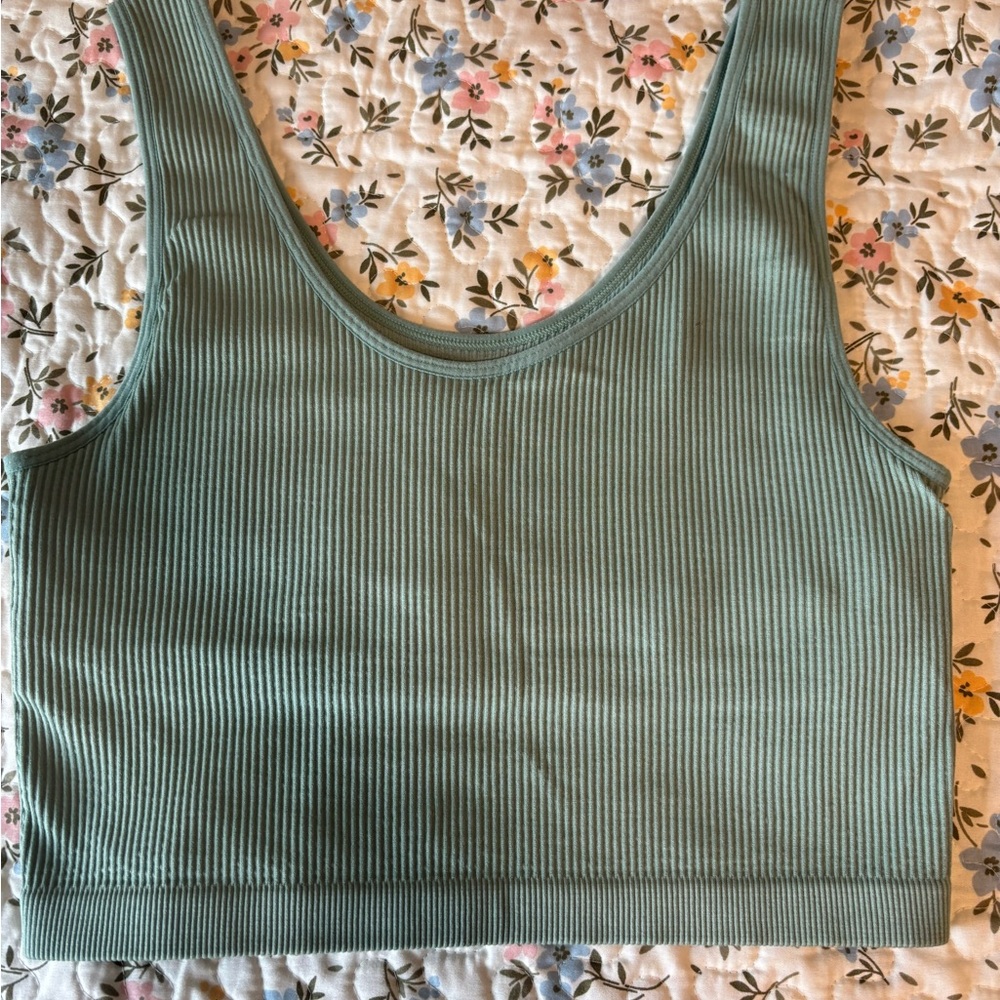 Forever 21 Green Ribbed Crop Tank Top